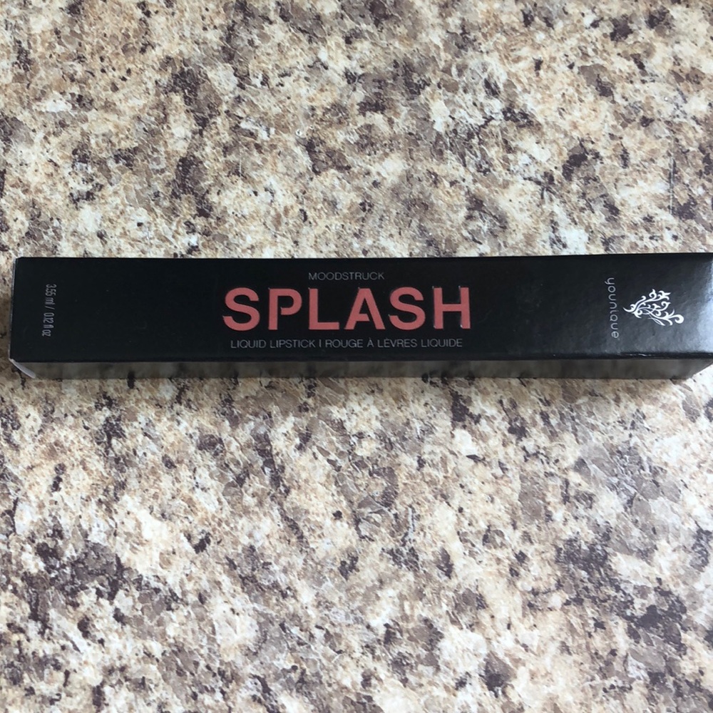Younique liquid lipstick